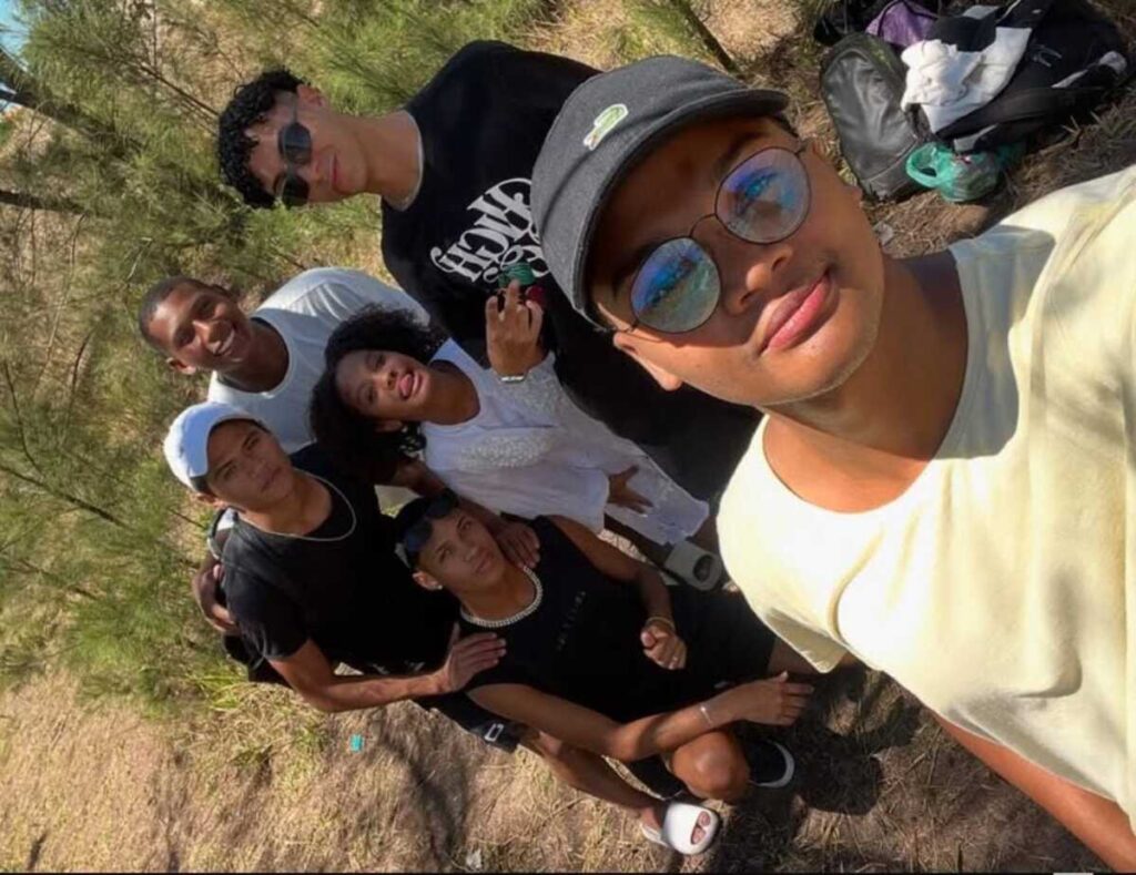 Jovens de Cabo Frio Criam Minissérie de Terror Usando Apenas um Celular e Muita Criatividade Imagem do artigo