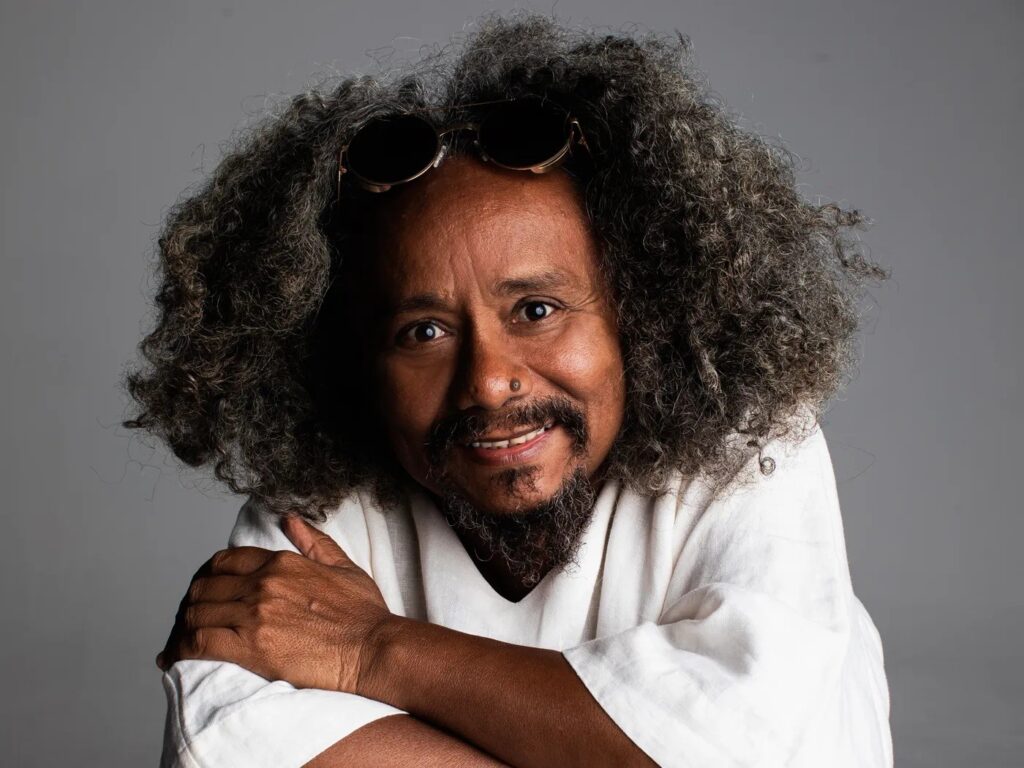 Chico César Comemora 30 Anos de 'Cuscuz Clã' com Novo Álbum em 2026