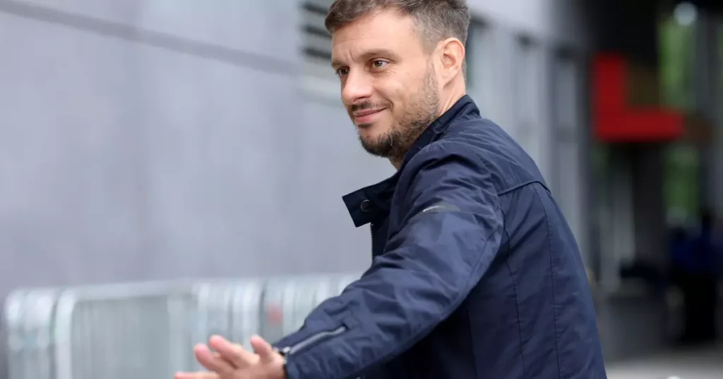 Ex-treinador do Botafogo Critica Martín Anselmi: 'Não Vale Tudo no Futebol'