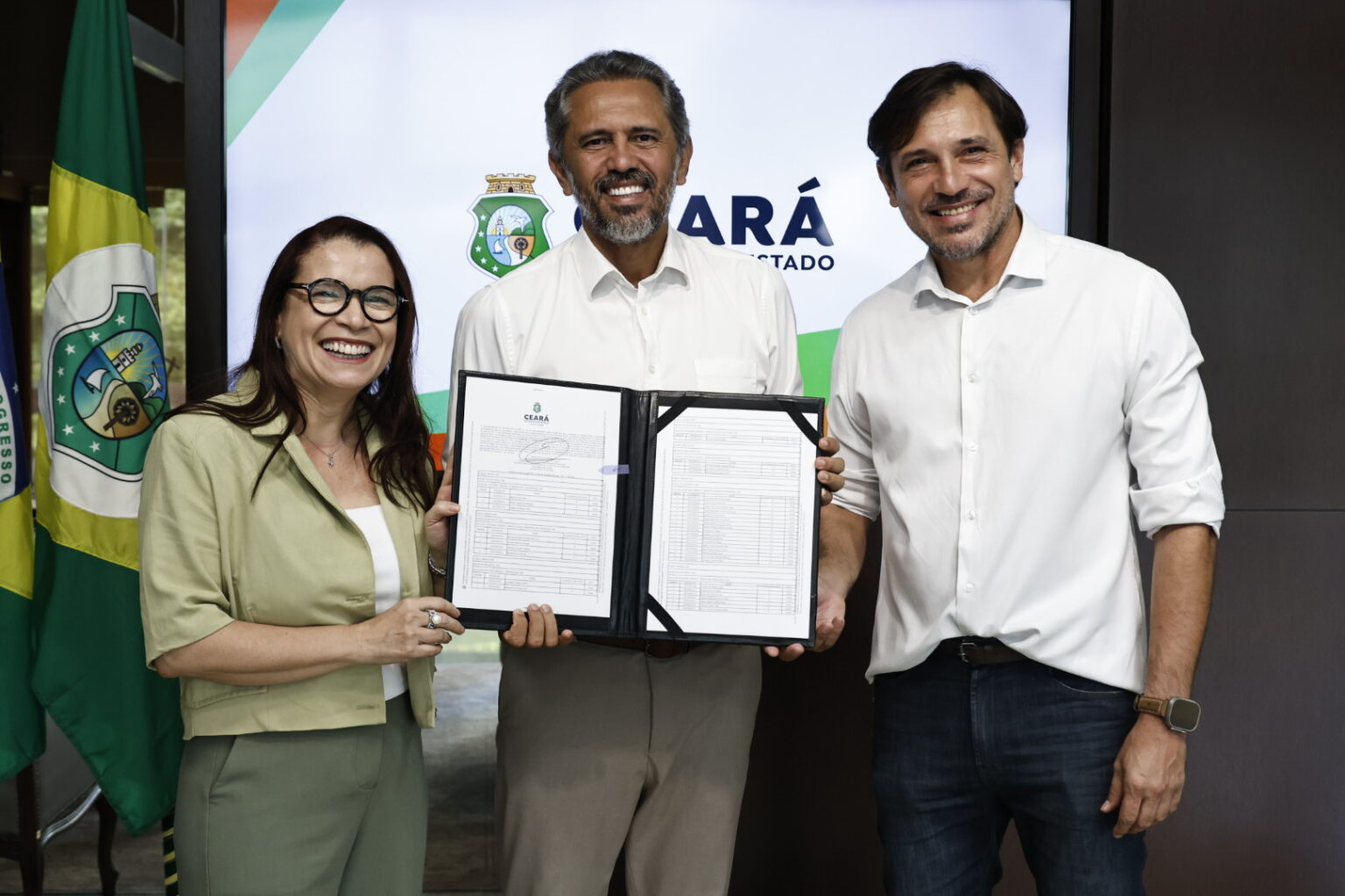 Governo do Ceará Nomeia 322 Novos Profissionais para Saúde em 2025