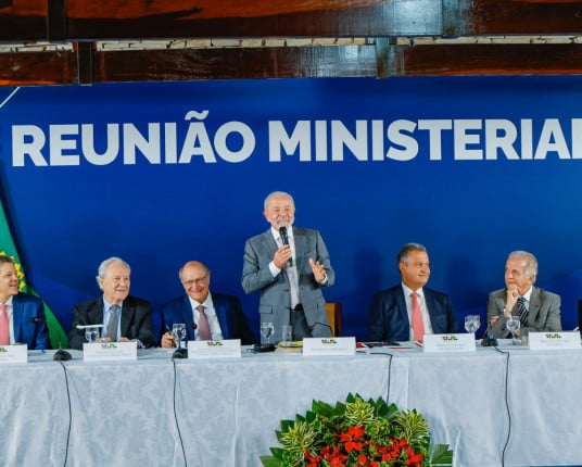 Lula Anuncia Visita ao Polo Naval do Rio Grande em Janeiro de 2024 Imagem do artigo