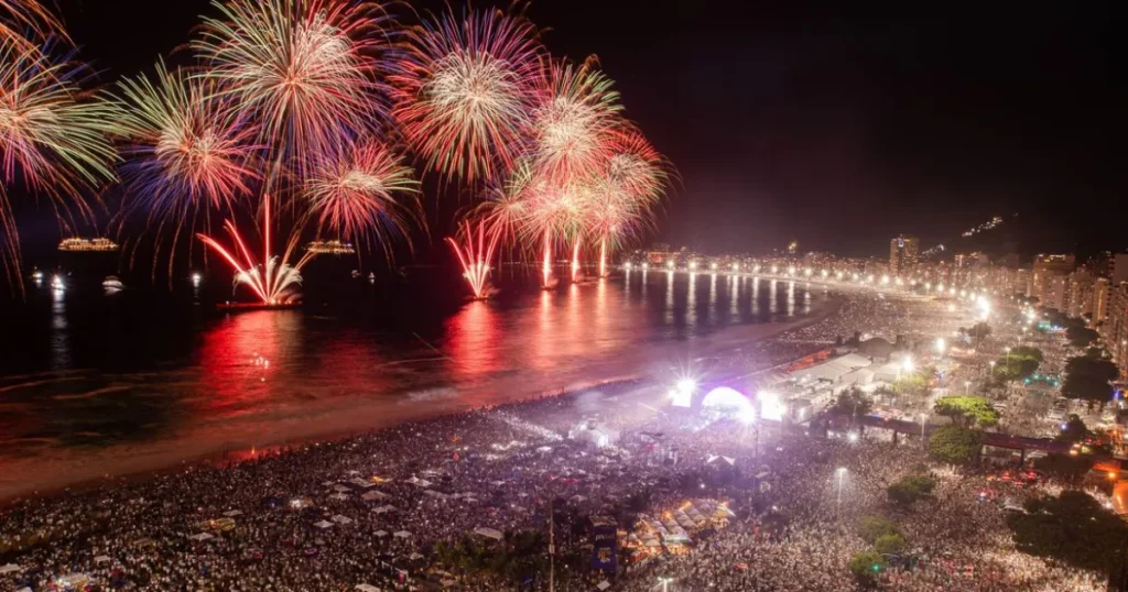 Réveillon no Rio de Janeiro: Expectativa de 5 milhões de visitantes e R$ 3,34 bilhões em movimentaçã