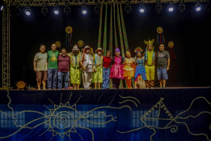 Teatro e Conscientização: "A Cigarra e a Formiga na Flona" Encanta Santarém