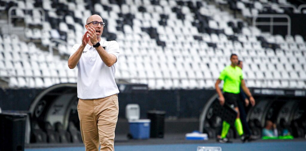 Botafogo Entra em Campo com Time Sub-20 no Campeonato Carioca