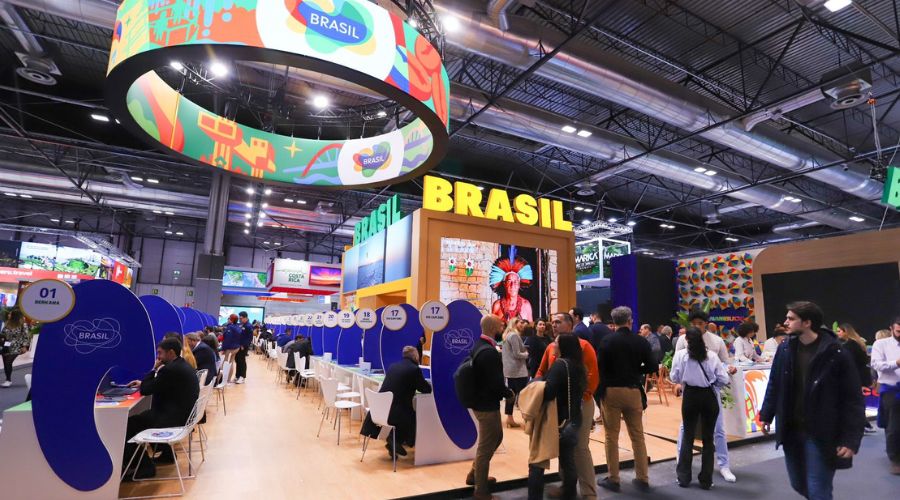 Brasil Destaca Diversidade e Conectividade na FITUR 2026