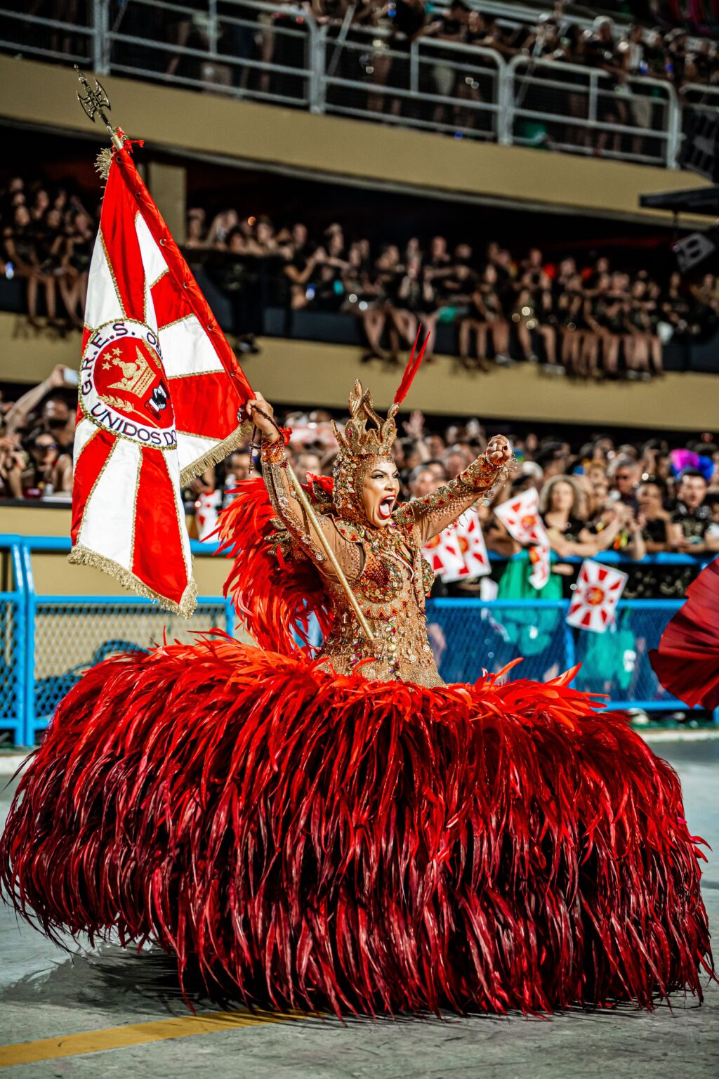 Cabines Espelhadas Transformam Julgamento no Carnaval 2026 e Demandam Nova Preparação nas Escolas Cabines Espelhadas Transformam Julgamento no Carnaval 2026 e Demandam Nova Preparação nas Escolas