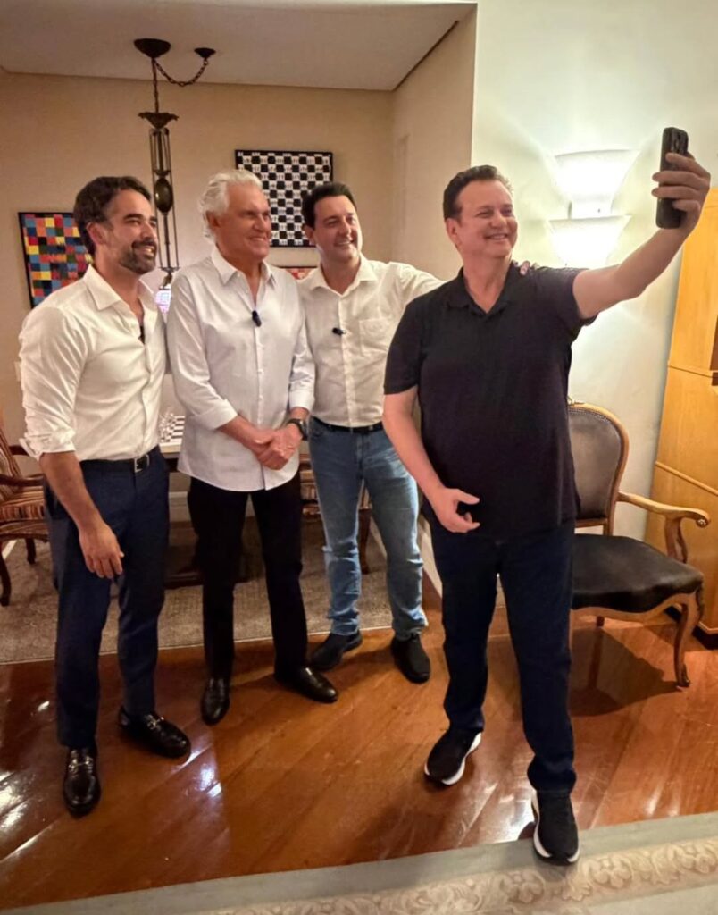 Desafios do PSD: A Candidatura de Caiado e as Resistências Regionais Desafios do PSD: A Candidatura de Caiado e as Resistências Regionais