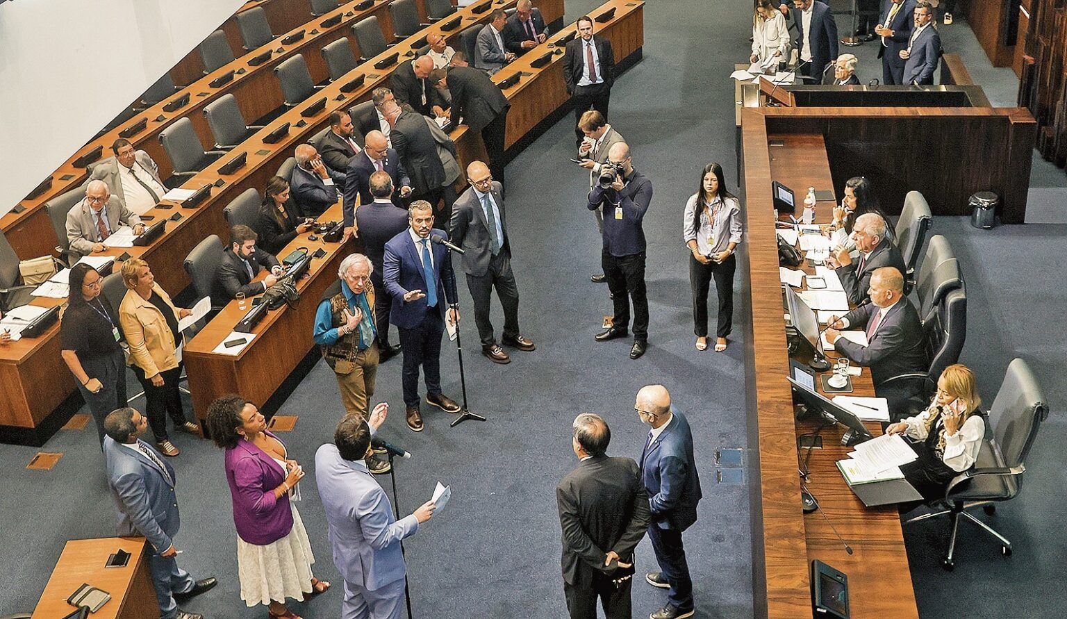 Eleição Indireta no Rio: Ineditismo e Potencial Judicialização