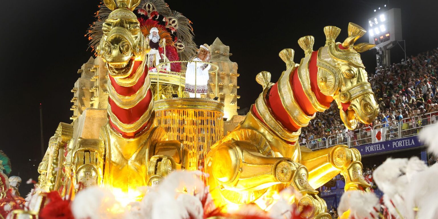 Enredos das Escolas de Samba: A Narrativa da História Não Contada