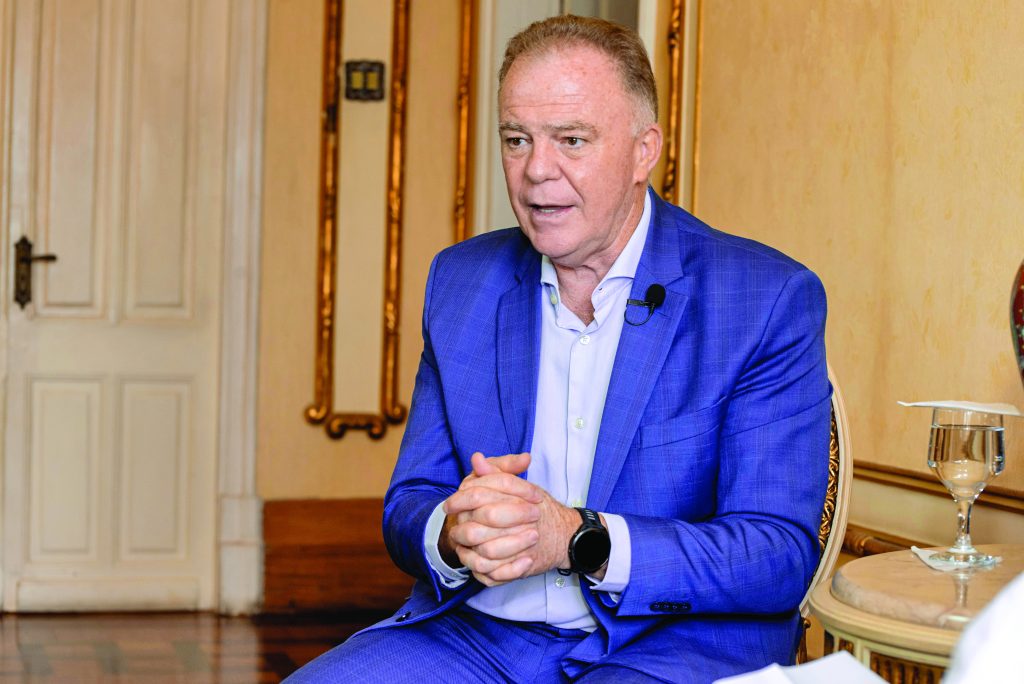 Espírito Santo em Alta: Casagrande Celebra Reconhecimento em Pesquisa de Turismo Espírito Santo em Alta: Casagrande Celebra Reconhecimento em Pesquisa de Turismo