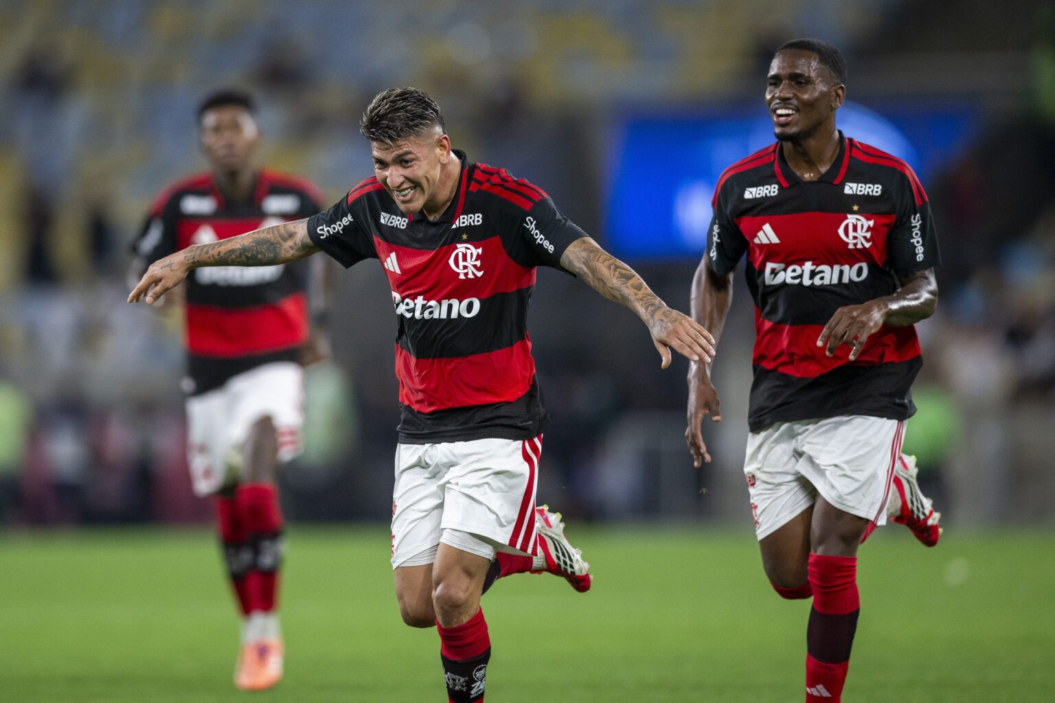 Flamengo Alcança 13 Jogos sem Derrotas Contra o Vasco: Um Retrospecto Impressionante Flamengo Alcança 13 Jogos sem Derrotas Contra o Vasco: Um Retrospecto Impressionante