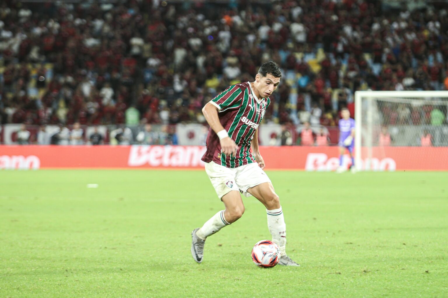 Fluminense Confirma Renovação de Serna até 2028: Renovações que Contam com Coração Tricolor Fluminense Confirma Renovação de Serna até 2028: Renovações que Contam com Coração Tricolor