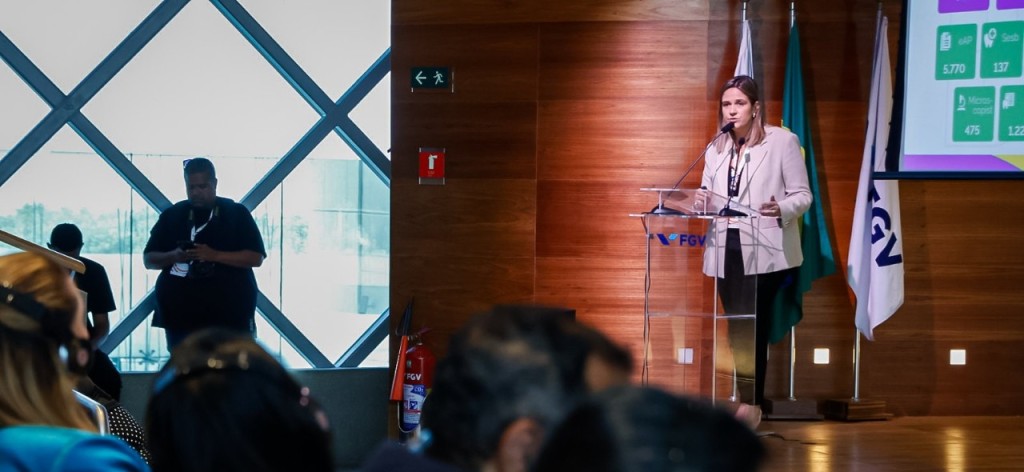 Fortalecimento do SUS na Aliança para a Atenção Primária à Saúde nas Américas Fortalecimento do SUS na Aliança para a Atenção Primária à Saúde nas Américas