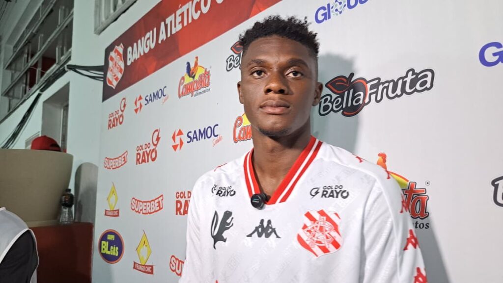 Garrinsha brilha no Bangu contra o Flamengo e sonha com dias melhores no Haiti