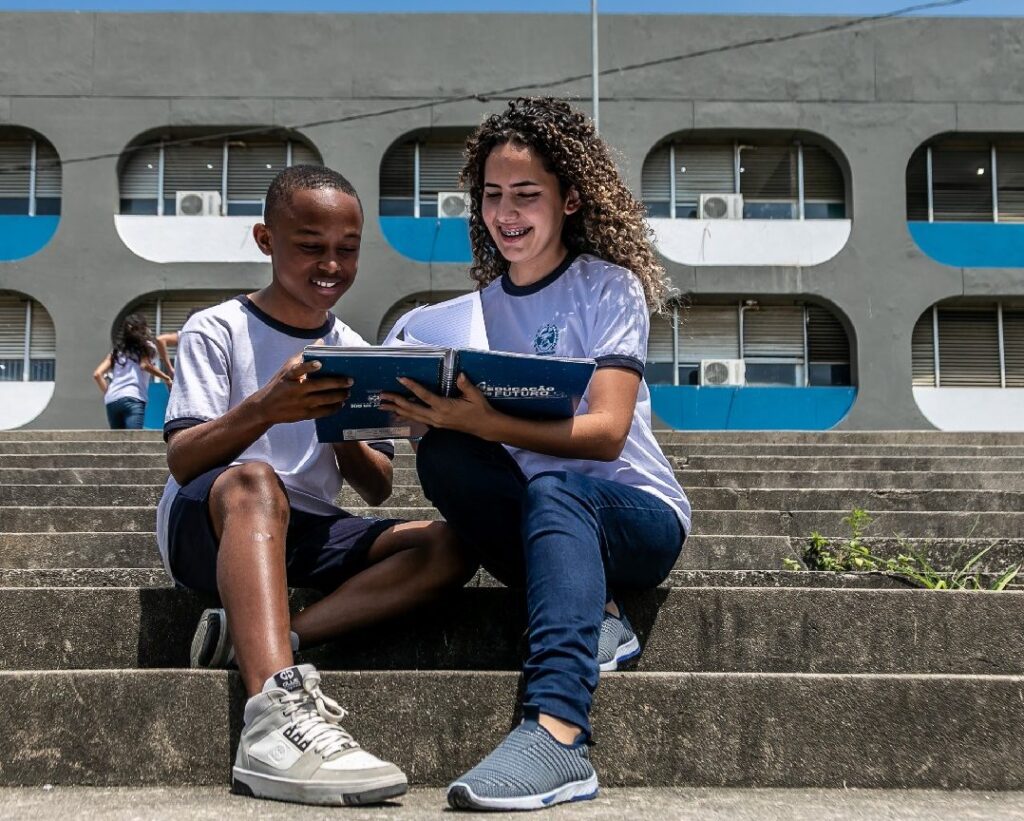 Governo do RJ Lança 10 Mil Novas Vagas na Rede Estadual para 2026