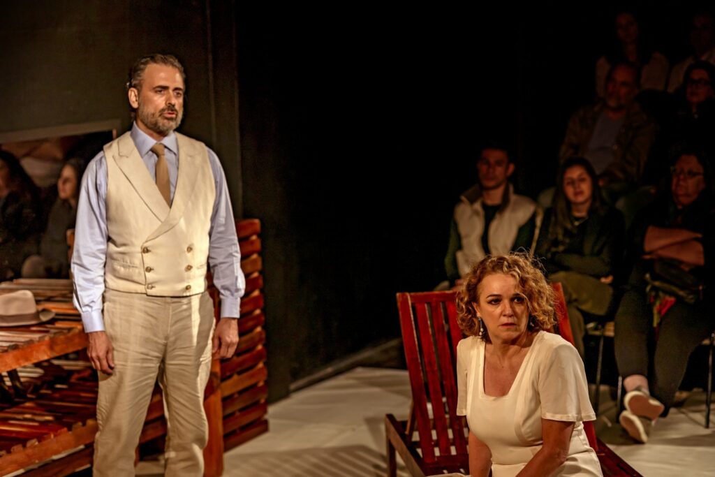 Grupo Tapa Retorna ao RJ com Montagem Clássica de August Strindberg