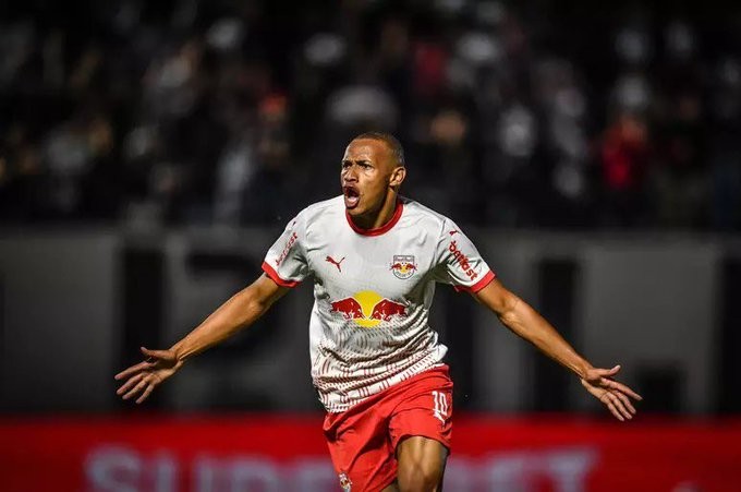 Jhon Jhon Assina com o Zenit em Transação de R$ 126 Milhões Jhon Jhon Assina com o Zenit em Transação de R$ 126 Milhões