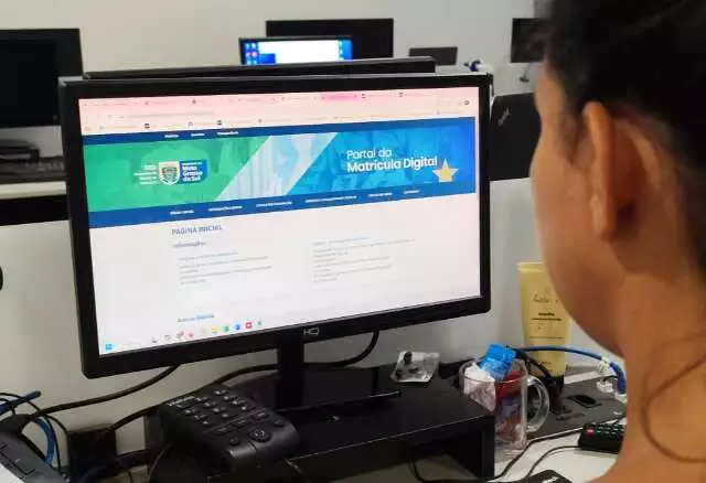 Matrículas Abertas em 5 de Janeiro: Consulta de Designação de Estudantes Matrículas Abertas em 5 de Janeiro: Consulta de Designação de Estudantes