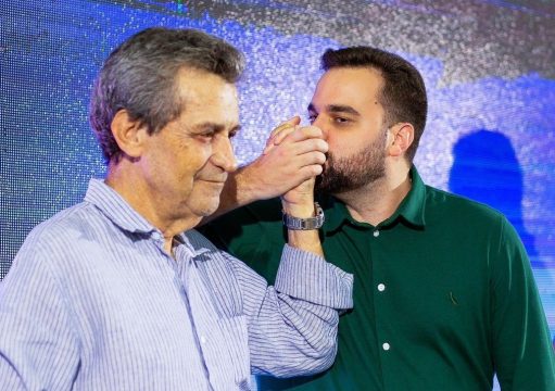 O Legado de Arnaldo Vianna: Uma Vida Dedicada à Medicina e à Política O Legado de Arnaldo Vianna: Uma Vida Dedicada à Medicina e à Política