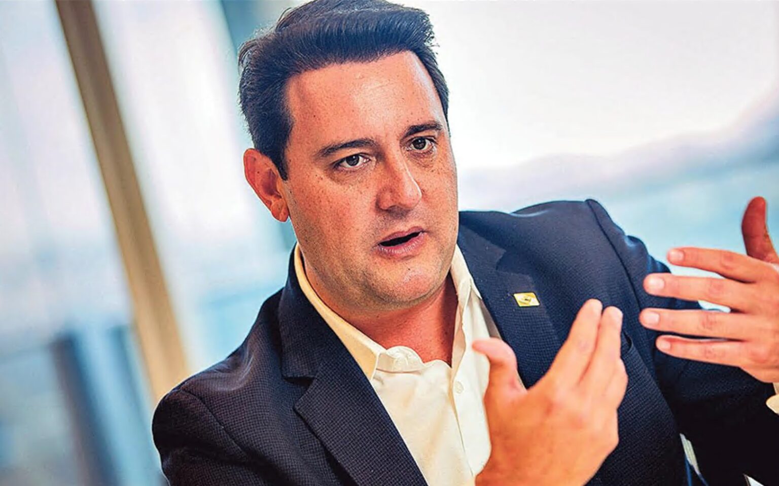 Ratinho Jr. defende indulto a Bolsonaro e condenados de 8 de janeiro Ratinho Jr. defende indulto a Bolsonaro e condenados de 8 de janeiro