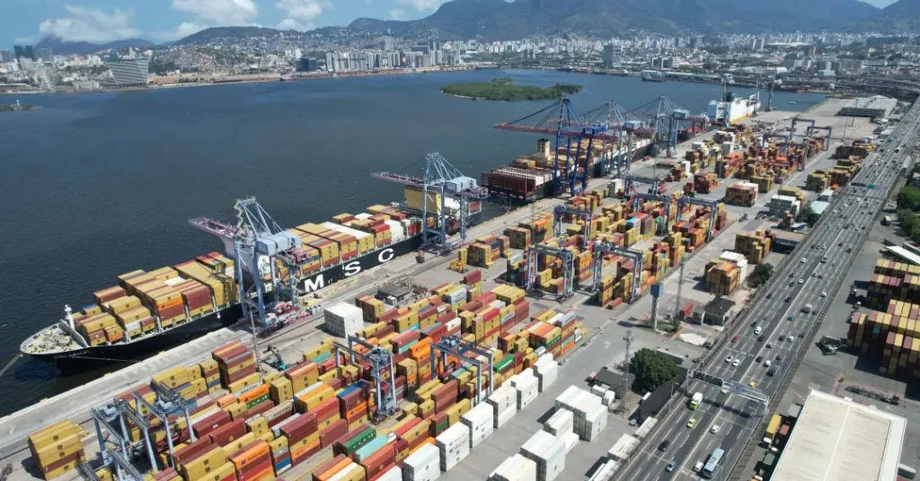 Recorde nas Exportações Brasileiras: Crescimento de 3,5% em 2025