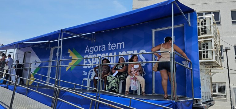 Saúde em Foco: Carretas do programa Agora Tem Especialistas chegam a Serra Talhada (PE)