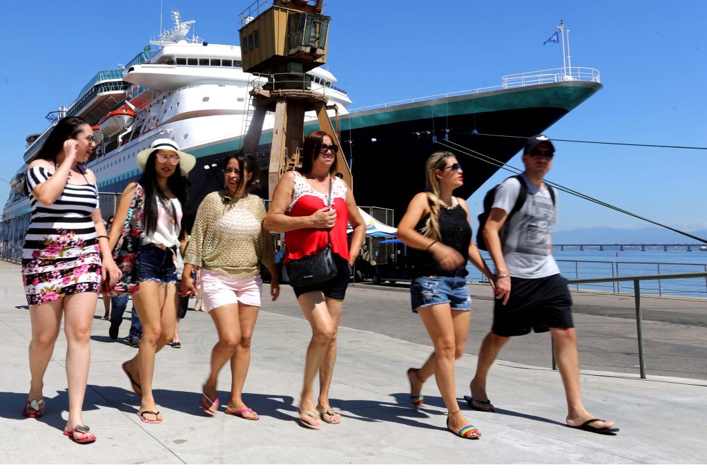 Setor de Serviços do Rio de Janeiro Cresce e Turismo Tem Alta de 4% em Novembro