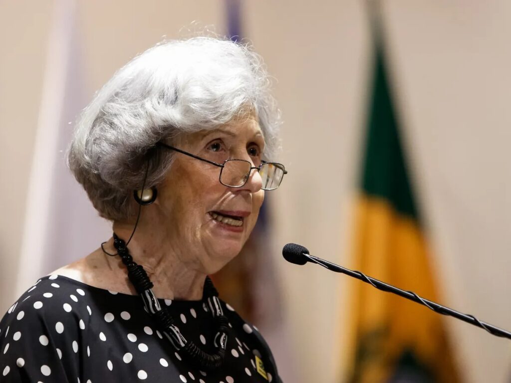 Thereza Quintella: Pioneira da Diplomacia Brasileira e seu Impacto Global Thereza Quintella: Pioneira da Diplomacia Brasileira e seu Impacto Global