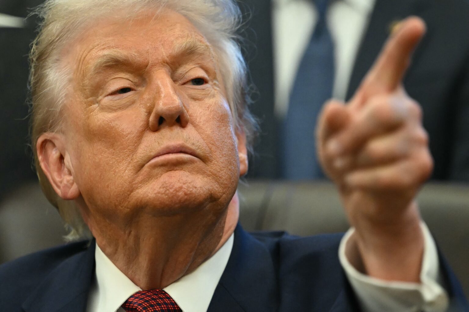 Trump Retoma a Política de Ameaças - Os Efeitos na América Latina