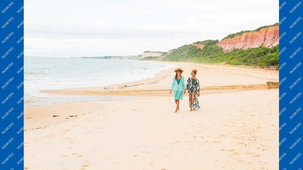 Turismo brasileiro alcança recorde de R$ 185 bilhões em faturamento até outubro de 2025