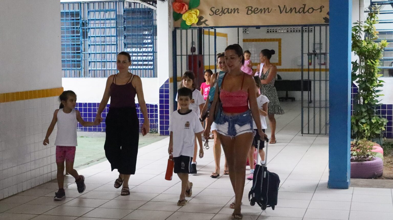 Volta às Aulas em Caraguatatuba: Tudo Pronto para o Início do Ano Letivo de 2026