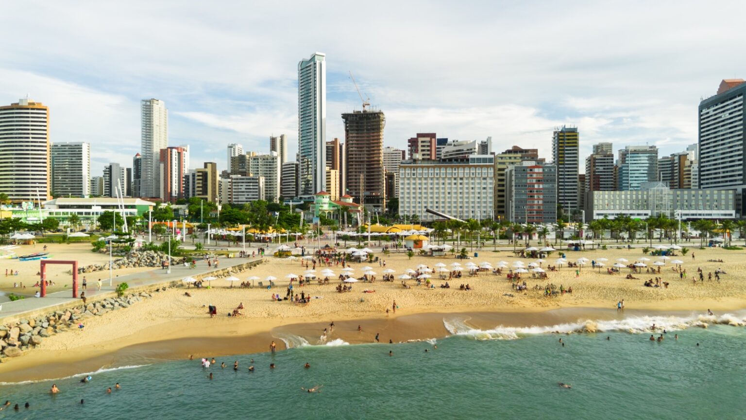 Ceará projeta R$ 514,8 milhões em movimentação turística no Carnaval 2026