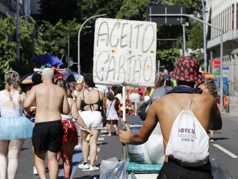 Crescimento de 45% entre Ambulantes MEI em Dois Anos: Um Marco no Setor Crescimento de 45% entre Ambulantes MEI em Dois Anos: Um Marco no Setor