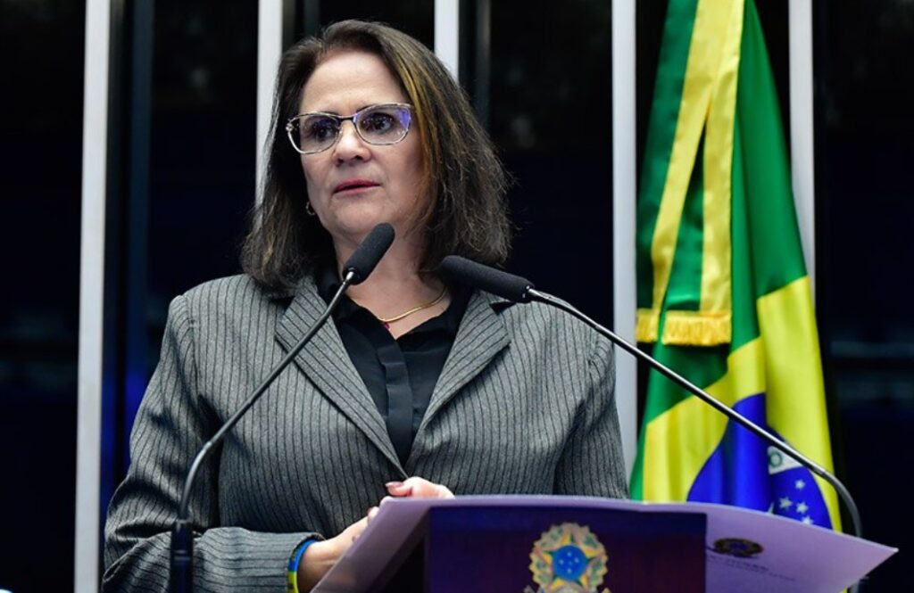 Damares Move Ação Judicial Contra Escola de Samba por Homenagem a Lula Damares Move Ação Judicial Contra Escola de Samba por Homenagem a Lula