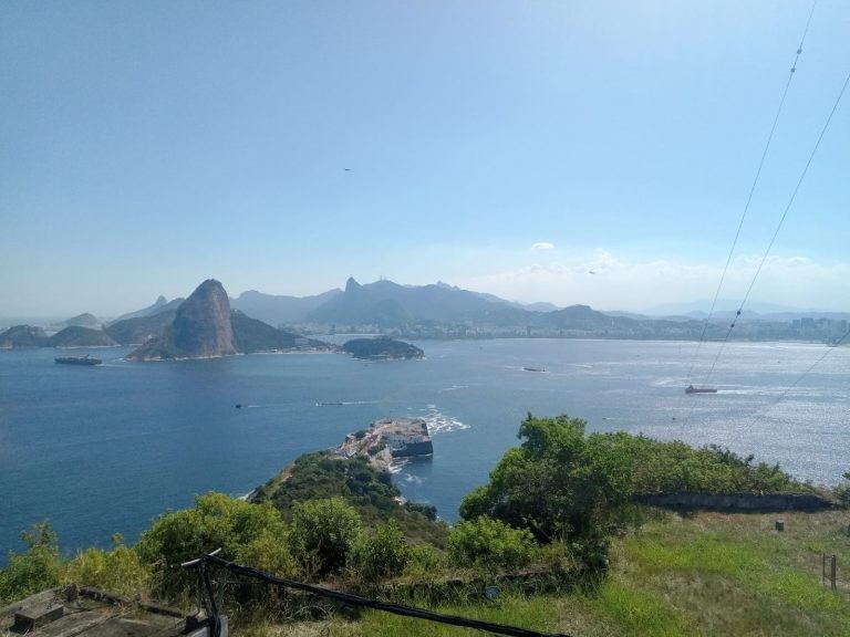 Descubra o Parque Histórico Monte Bastione: A Joia de Niterói com Vista de Cinema