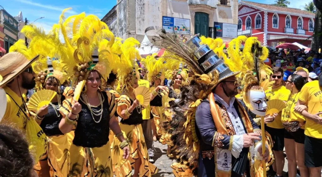 Economia Criativa no Carnaval: O Potencial de Pernambuco Revelado pelo Filme ‘O Agente Secreto’ Economia Criativa no Carnaval: O Potencial de Pernambuco Revelado pelo Filme 'O Agente Secreto'