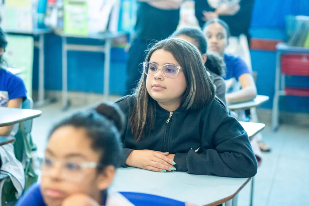 Educação Acessível: Compartilhamento de Escolas Facilita Deslocamento das Famílias