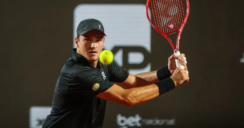 Eliminação de João Fonseca no Rio Open: Derrota para o Peruano Ignacio Buse Eliminação de João Fonseca no Rio Open: Derrota para o Peruano Ignacio Buse