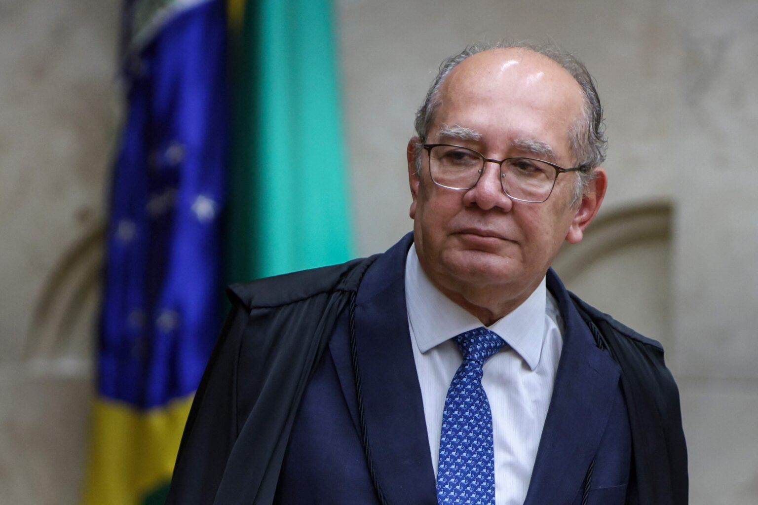 Gilmar Mendes: Teto do Funcionalismo se Torna Piso – É Hora de Reinventar as Regras Gilmar Mendes: Teto do Funcionalismo se Torna Piso – É Hora de Reinventar as Regras