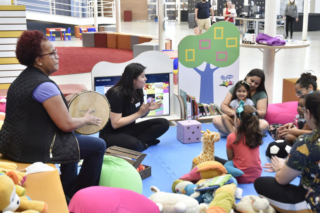 Lê no Ninho: Uma Manhã Mágica de Contação de Histórias em Jundiaí Lê no Ninho: Uma Manhã Mágica de Contação de Histórias em Jundiaí