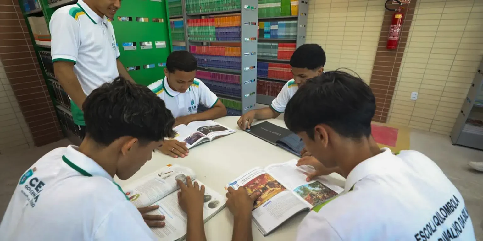 Mais de 25% dos Estudantes Brasileiros Estão em Escolas de Tempo Integral, Aponta Censo Escolar