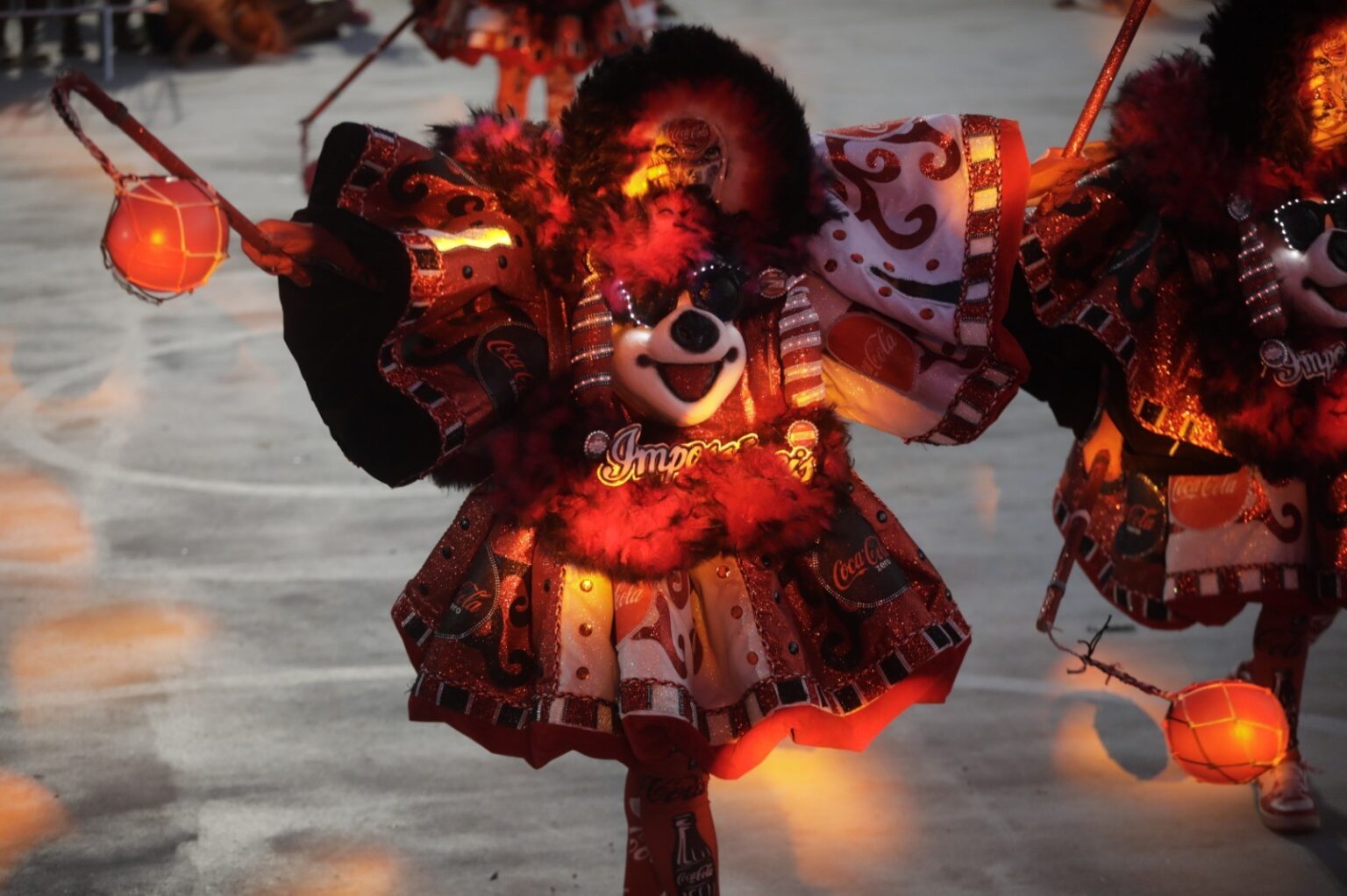 A Cultura dos Bate-Bolas: A Verdadeira Face do Carnaval Carioca Imagem do artigo