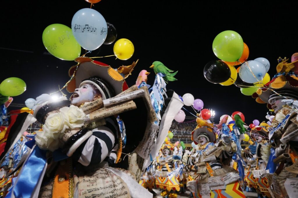 Onde Assistir à Apuração do Carnaval 2026 do RJ: Tudo que Você Precisa Saber Onde Assistir à Apuração do Carnaval 2026 do RJ: Tudo que Você Precisa Saber