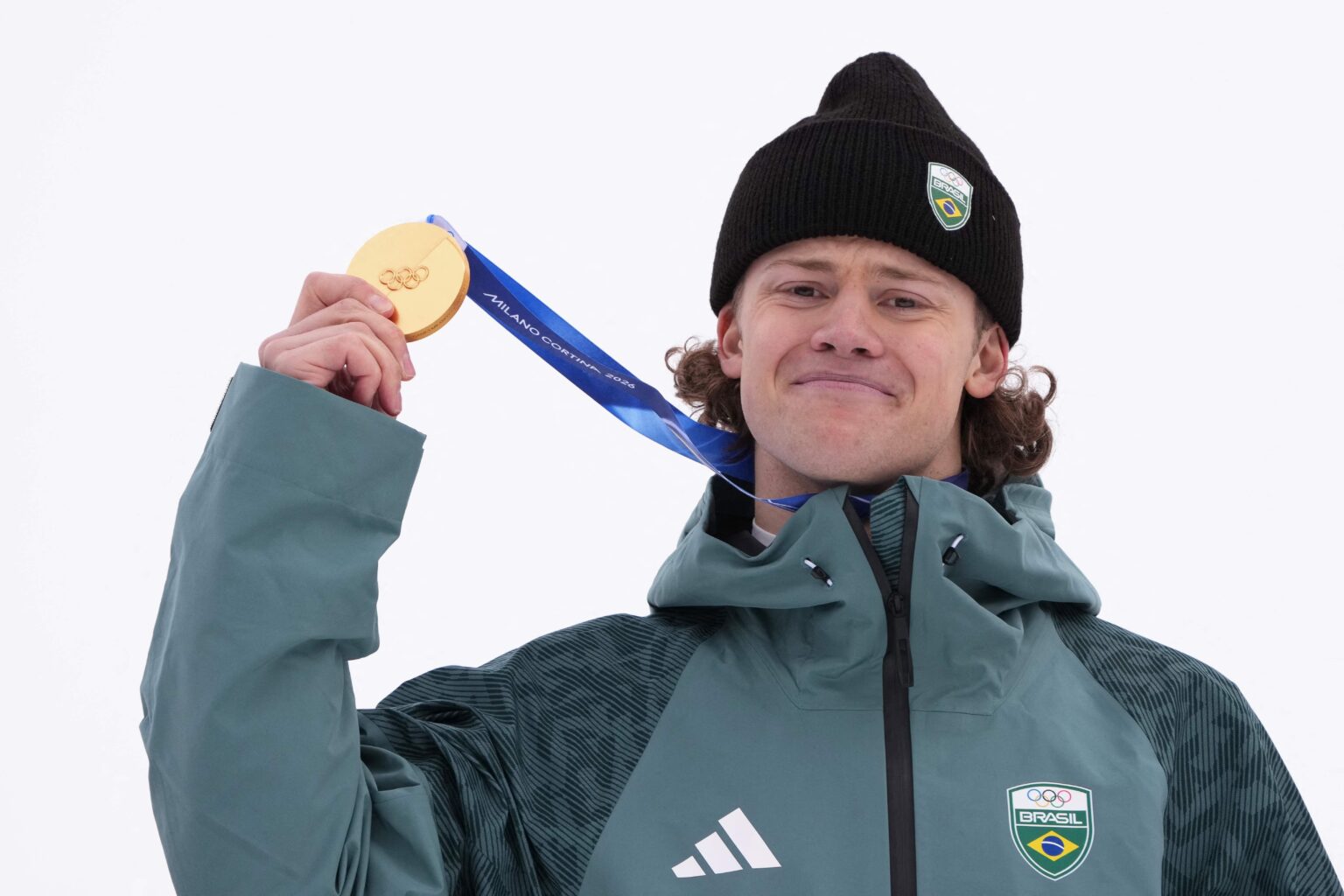 Ouro de Lucas Pinheiro nos Jogos de Inverno: A Diversidade em Foco