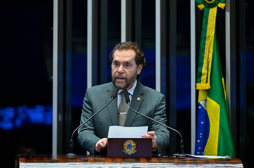 Senado Aprova Política de Proteção a Animais em Desastres Naturais Senado Aprova Política de Proteção a Animais em Desastres Naturais