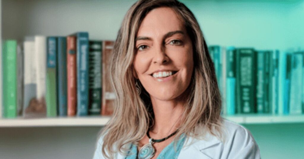 Tatiana Coelho: A Pesquisadora Brasileira em busca da Cura da Tetraplegia Tatiana Coelho: A Pesquisadora Brasileira em busca da Cura da Tetraplegia