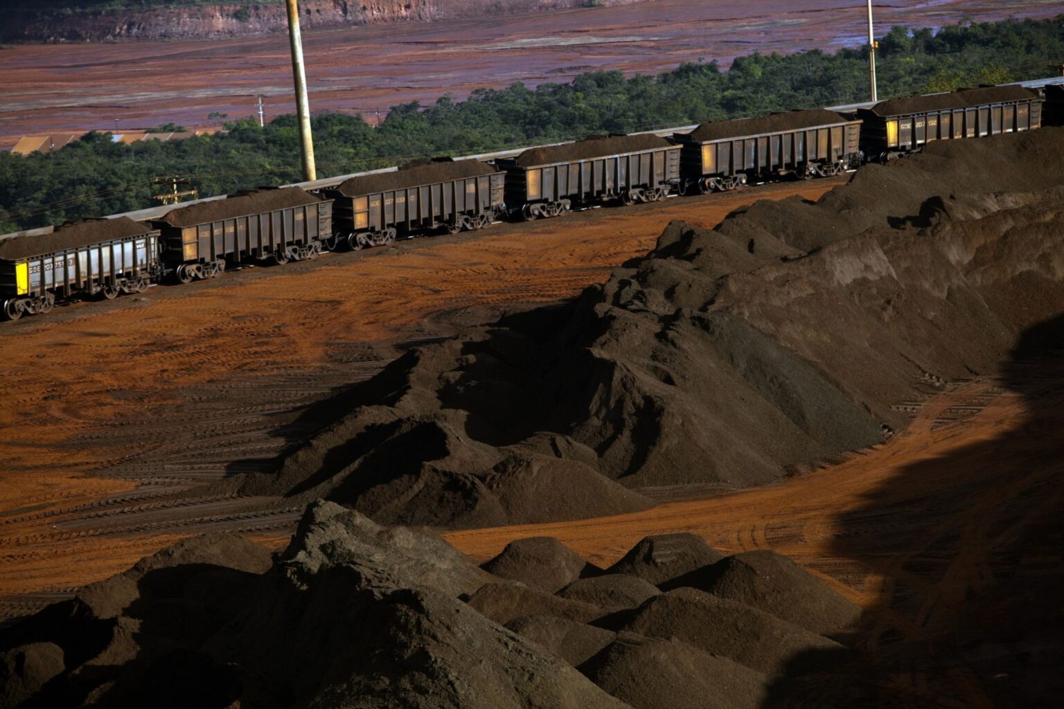 Vale e Adani Ports Firmam Parceria Estratégica para Mineração na Índia