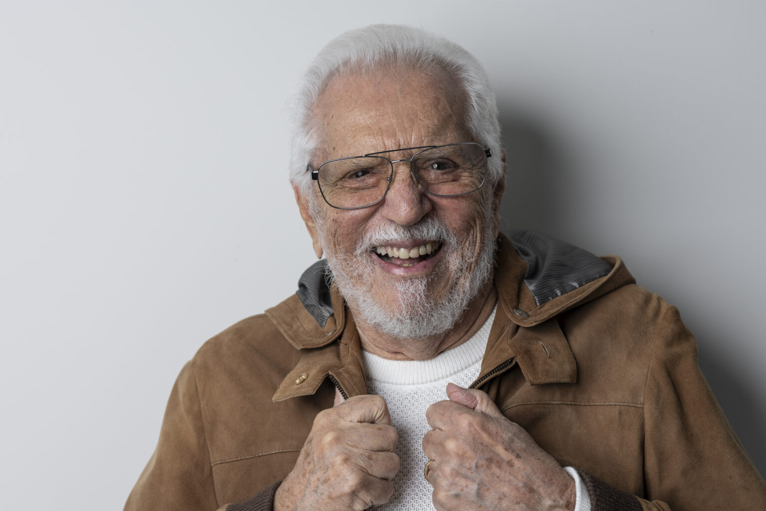 90 Anos de Carlos Alberto de Nóbrega: A Lenda do Humor Brasileiro