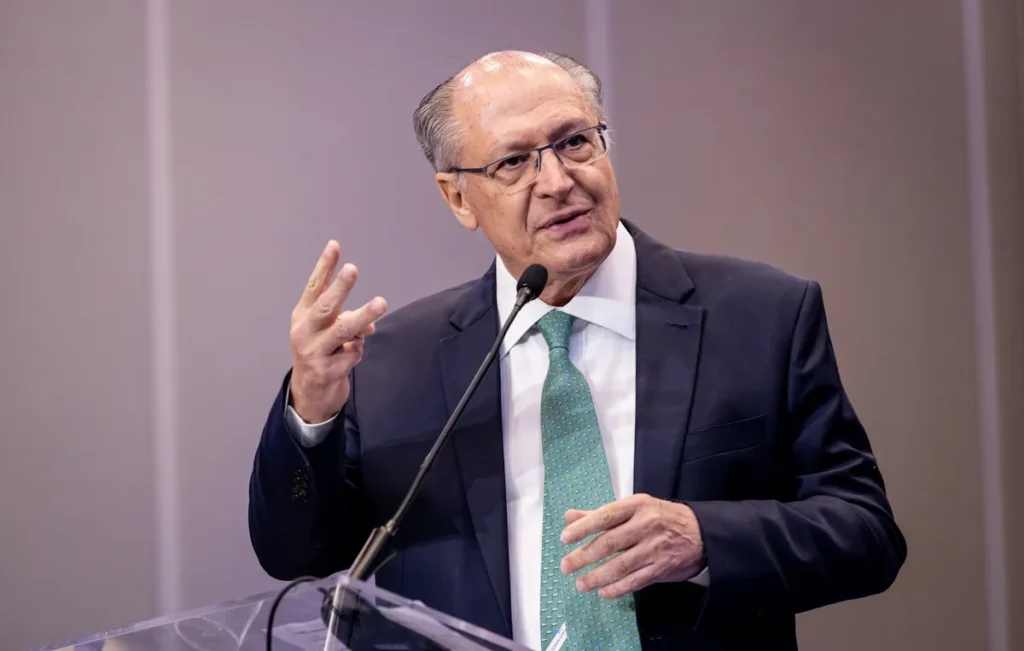 Alckmin Open to Extending Diesel Subsidy Amid Rising Prices Due to Conflict Alckmin Open to Extending Diesel Subsidy Amid Rising Prices Due to Conflict