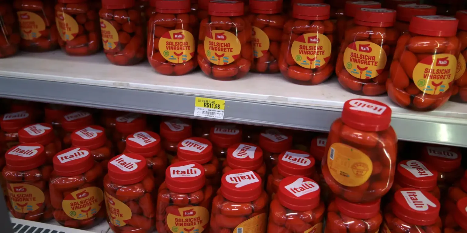 Alimentos Ultraprocessados: Famílias Ignoram Rótulos Mesmo com Alertas de Saúde